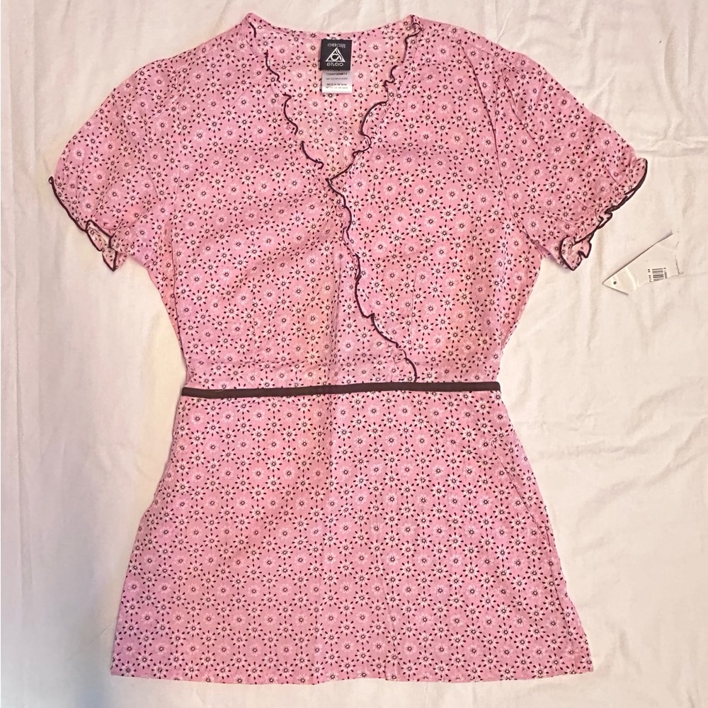 Cherokee scrub top
